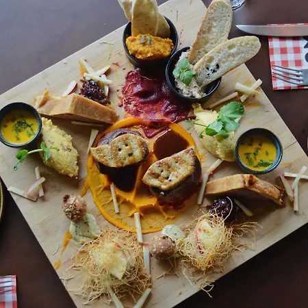 De La Poste - Relais De Napoleon Iii 4*