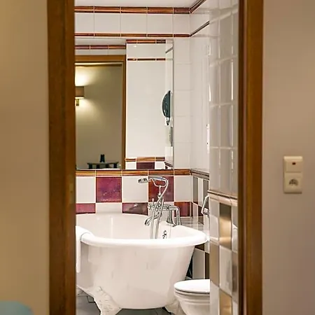 Szálloda De La Poste - Relais De Napoleon Iii
