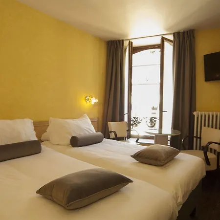 De La Poste - Relais De Napoleon Iii 4*