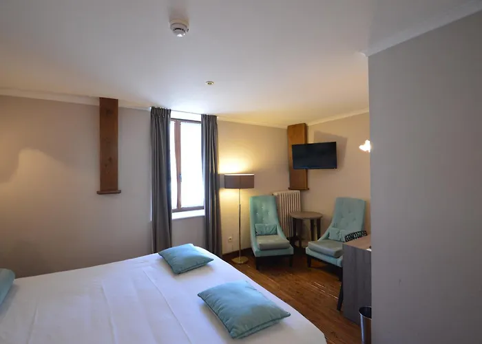 Hotel De La Poste - Relais De Napoleon Iii 4*