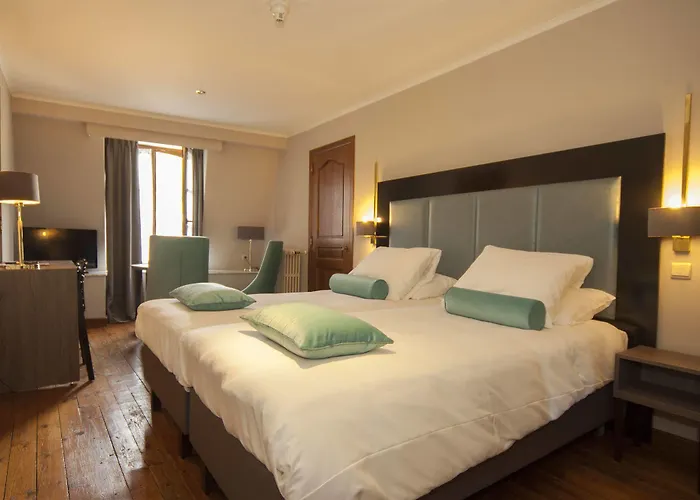 Hotel De La Poste - Relais De Napoleon Iii