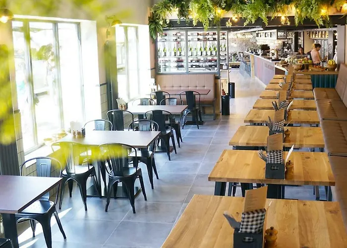 Hotel De La Poste - Relais De Napoleon Iii 4*